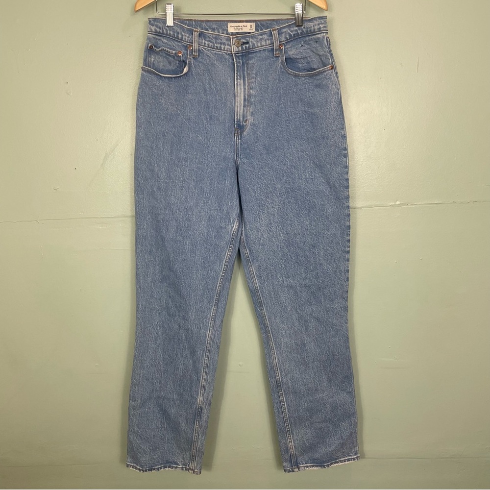 Abercrombie & Fitch The 90’s Straight Ultra High Rise Curve Love Size 32 Blue